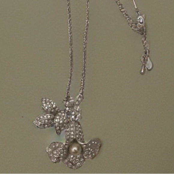 “Lily Pendant Signed JBK” - Picture 5 of 8